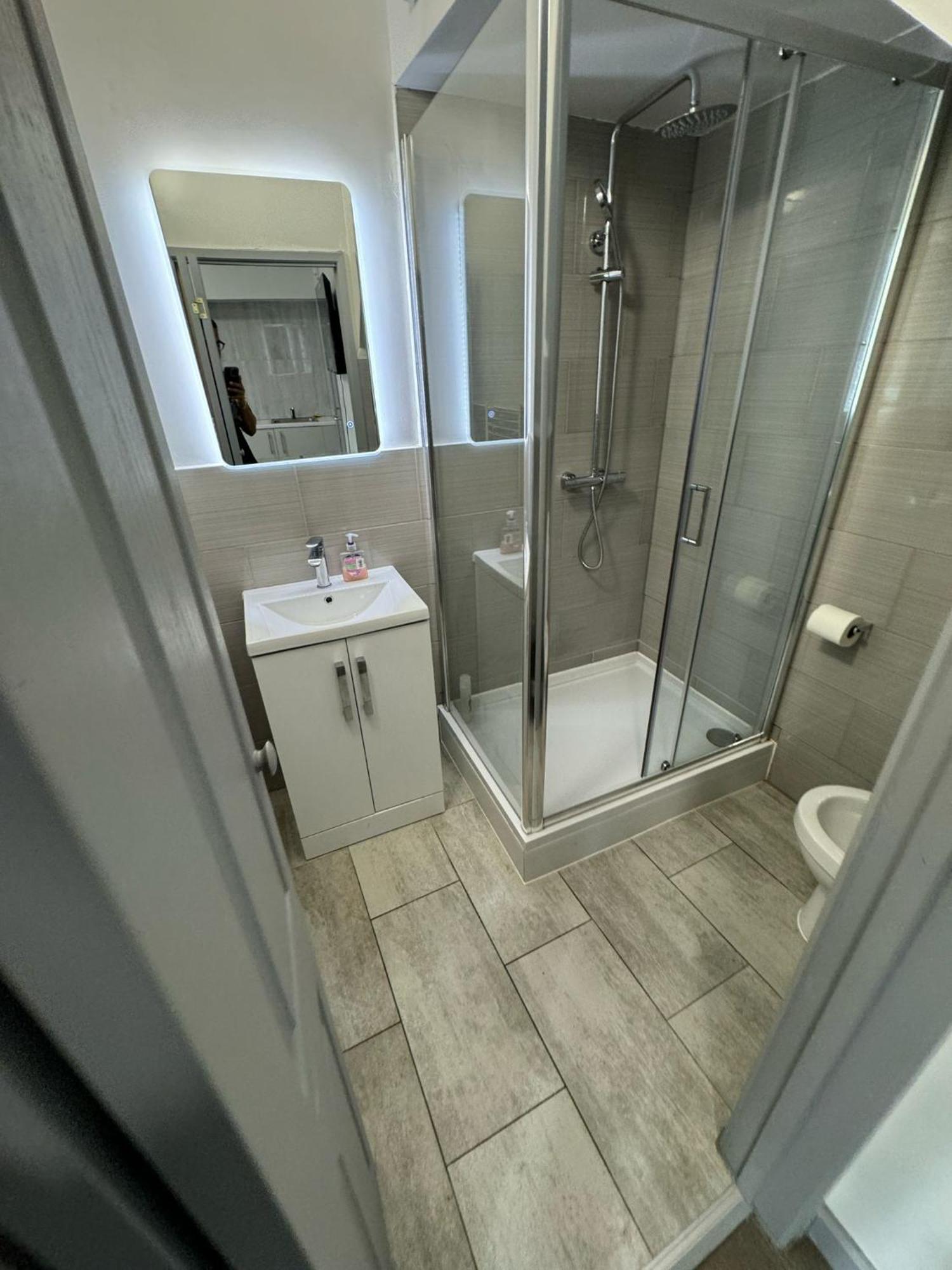 149 Budget Guesthouse Лондон Екстер'єр фото