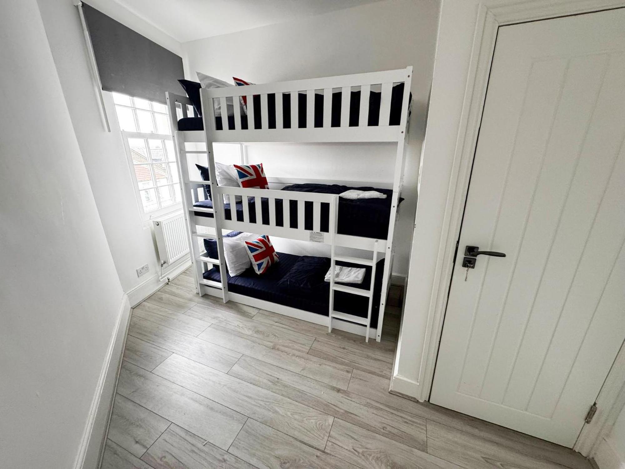 149 Budget Guesthouse Лондон Екстер'єр фото
